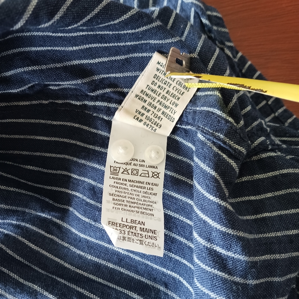 L. L. Bean 100% Linen Button Front Shirt Navy and White Pinstripes 1X EUC - Picture 9 of 9